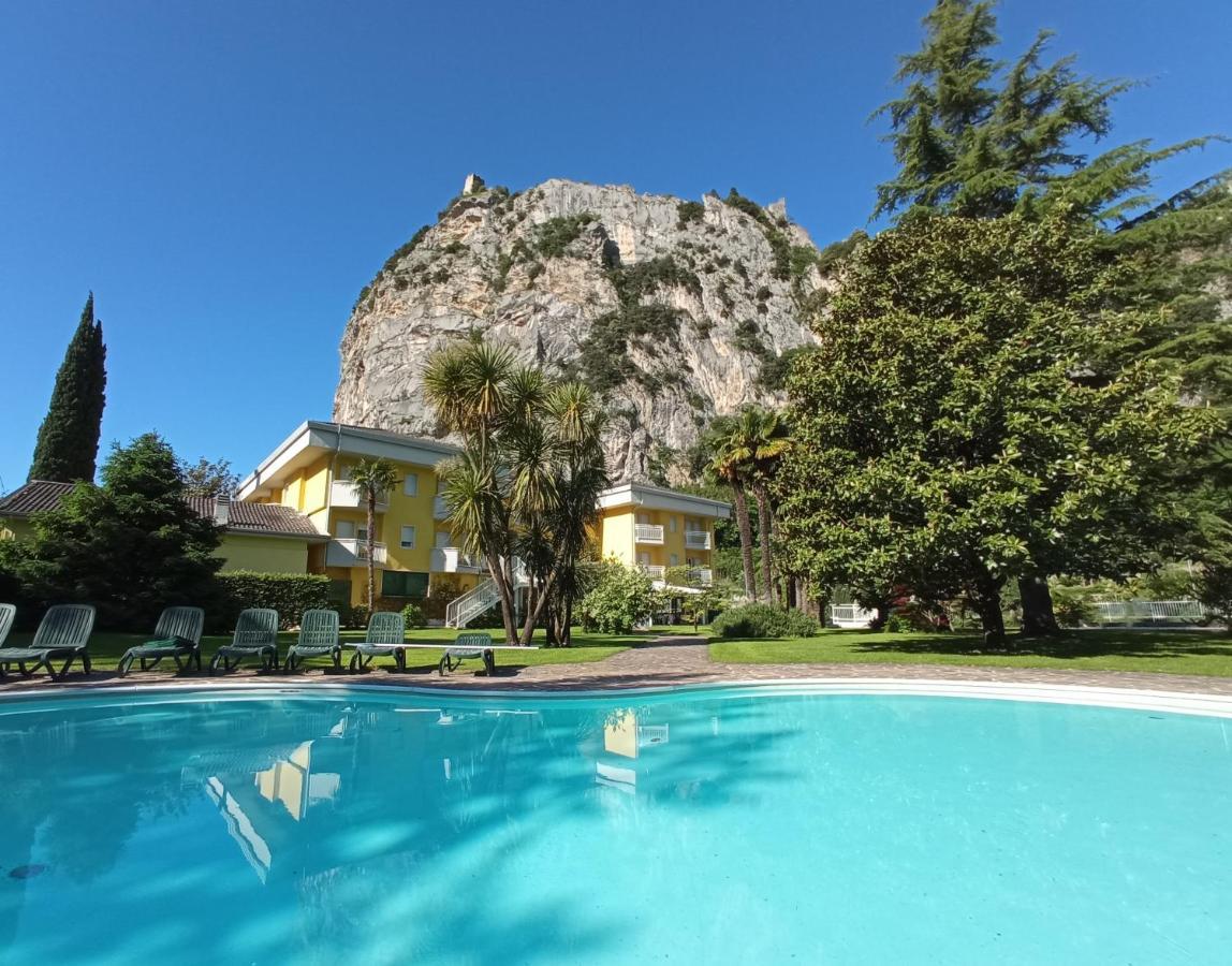 Hotel Garden Arco (Adults Only) מראה חיצוני תמונה