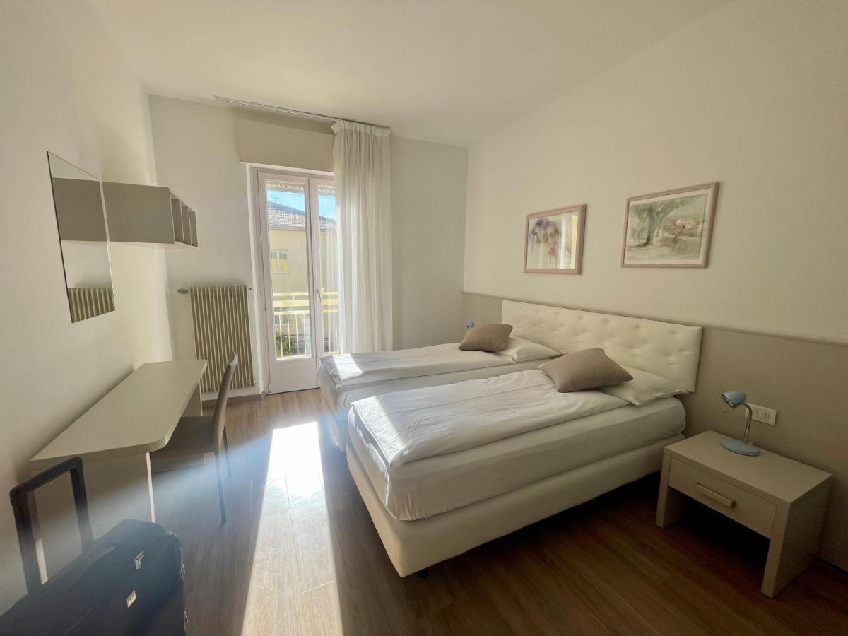 Hotel Garden Arco (Adults Only) מראה חיצוני תמונה
