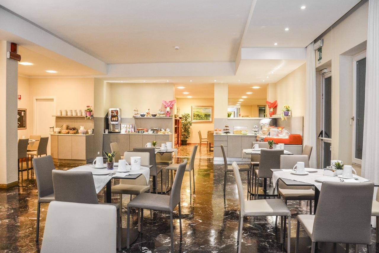 Hotel Garden Arco (Adults Only) מראה חיצוני תמונה